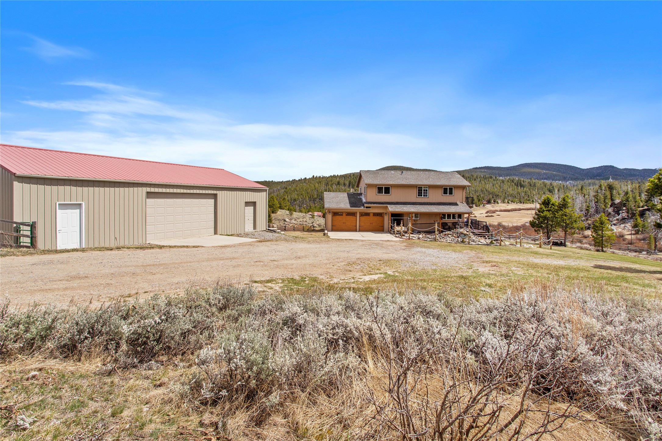 Butte, Montana 59701, United States, 4 Bedrooms Bedrooms, ,4 BathroomsBathrooms,Residential,Pending,58641