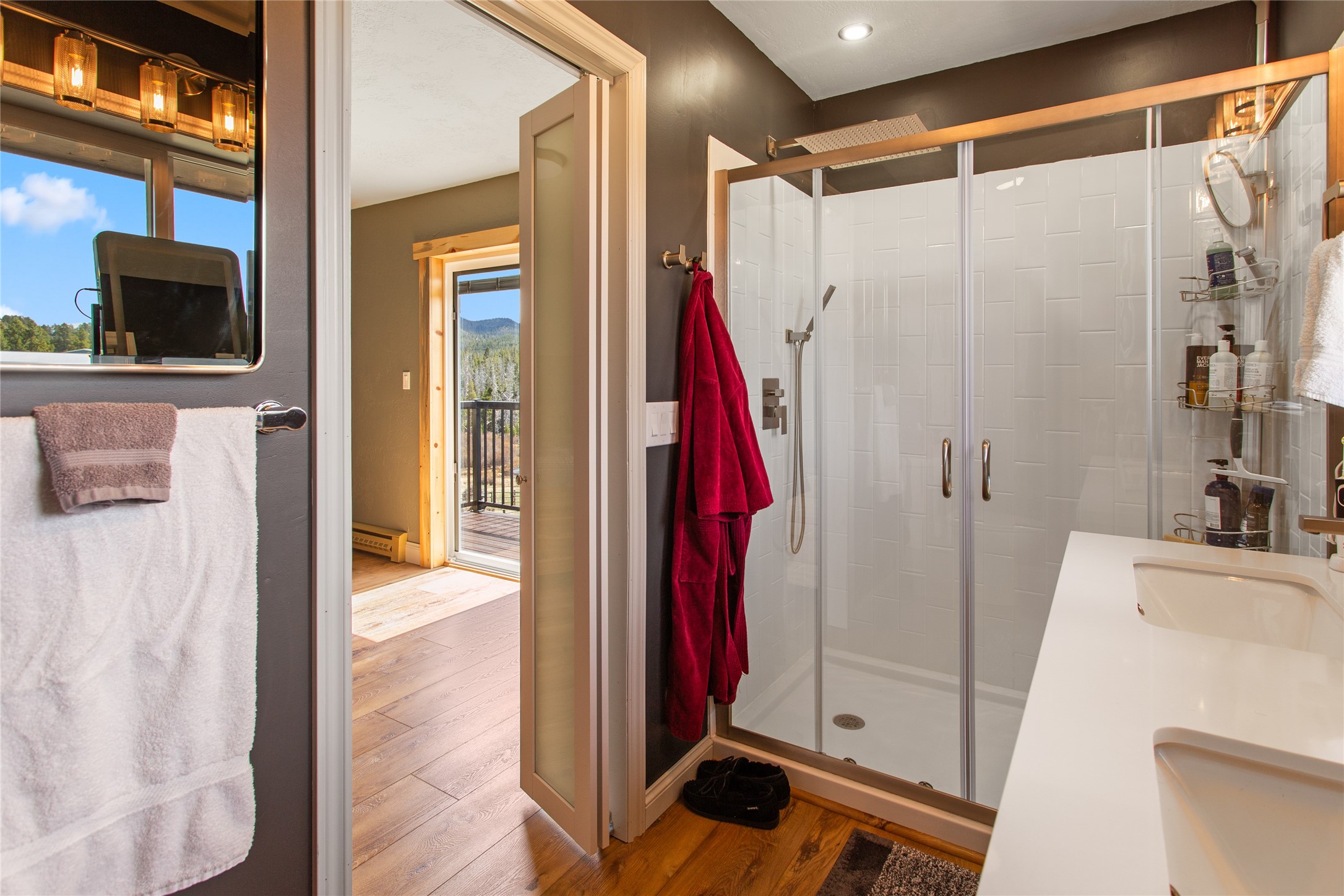 Butte, Montana 59701, United States, 4 Bedrooms Bedrooms, ,4 BathroomsBathrooms,Residential,Pending,58641