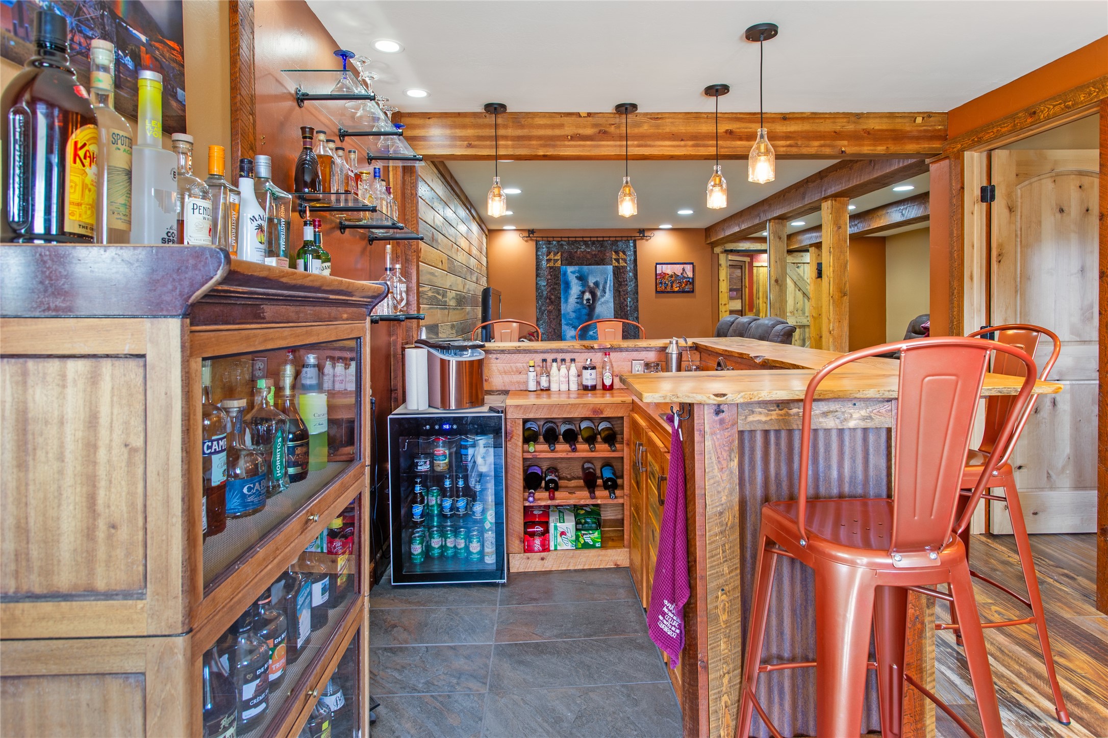 Butte, Montana 59701, United States, 4 Bedrooms Bedrooms, ,4 BathroomsBathrooms,Residential,Pending,58641