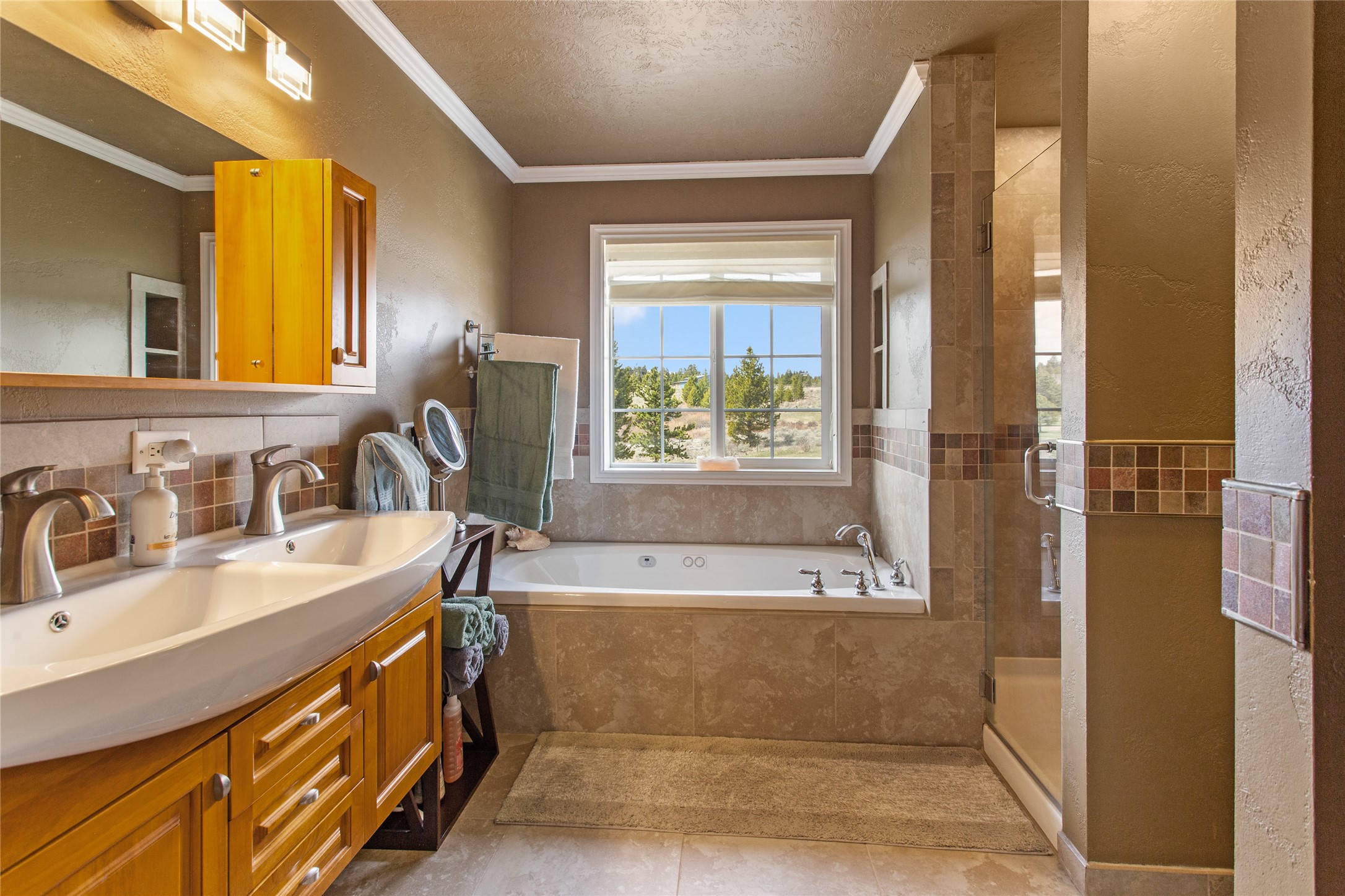 Butte, Montana 59701, United States, 4 Bedrooms Bedrooms, ,4 BathroomsBathrooms,Residential,Pending,58641