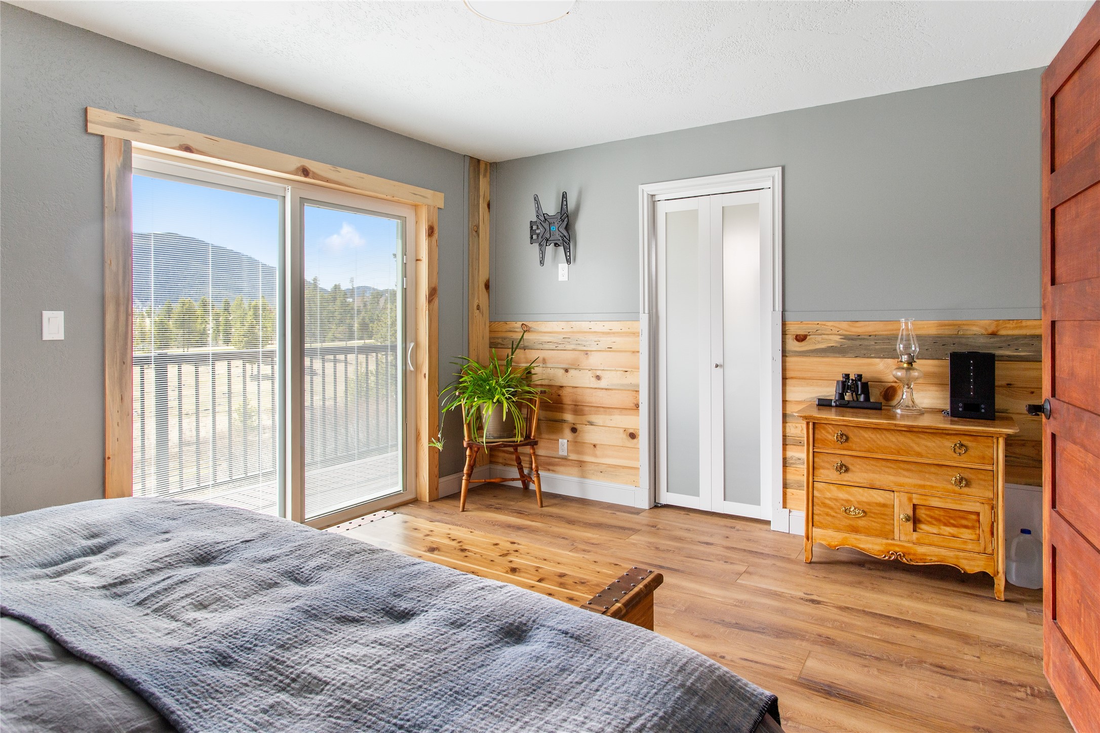 Butte, Montana 59701, United States, 4 Bedrooms Bedrooms, ,4 BathroomsBathrooms,Residential,Pending,58641