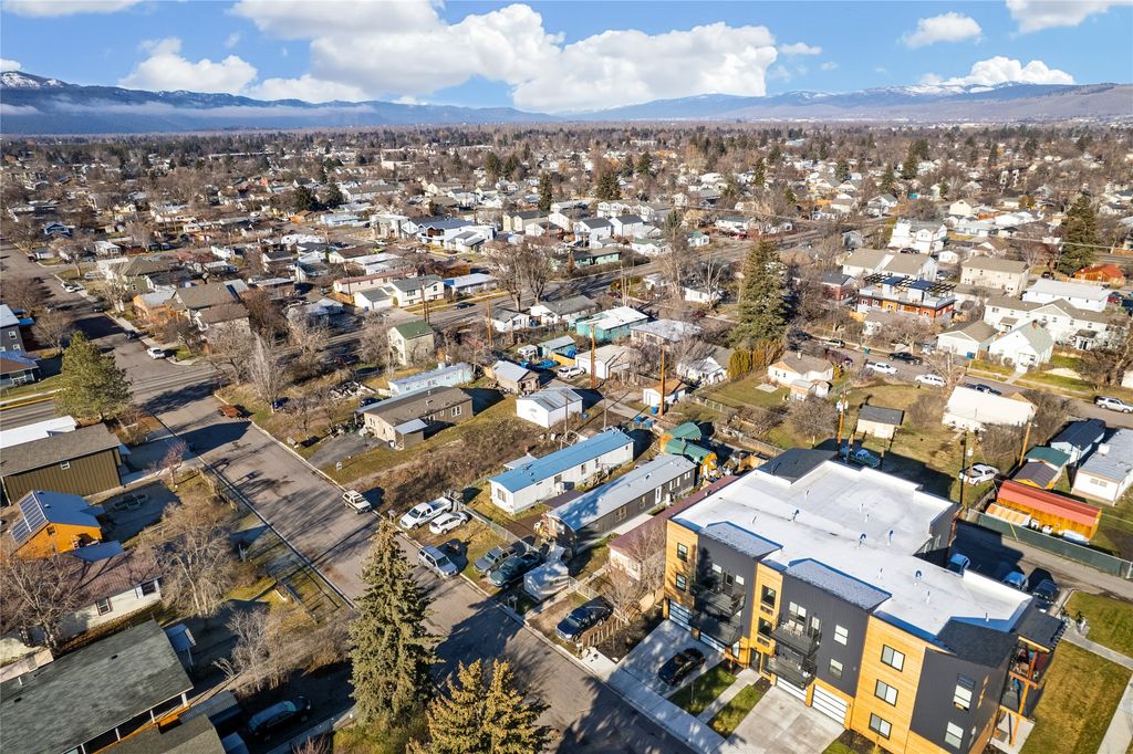 Photo of 1926 Strand Avenue, Missoula, MT 59801 (MLS # 30064087)