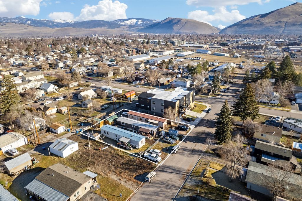 Photo of 1926 Strand Avenue, Missoula, MT 59801 (MLS # 30064087)