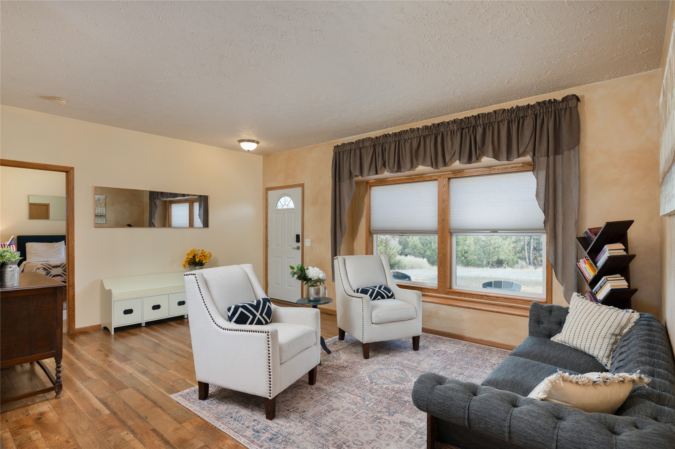 3523 Woodridge Trail