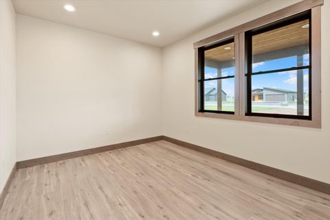 Tiny photo for 148 Shadow Mountain Trail, Kalispell, MT 59901 (MLS # 30065014)