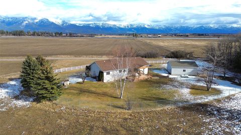 Photo of 480 Robocker Lane, Kalispell, MT 59901 (MLS # 30065794)
