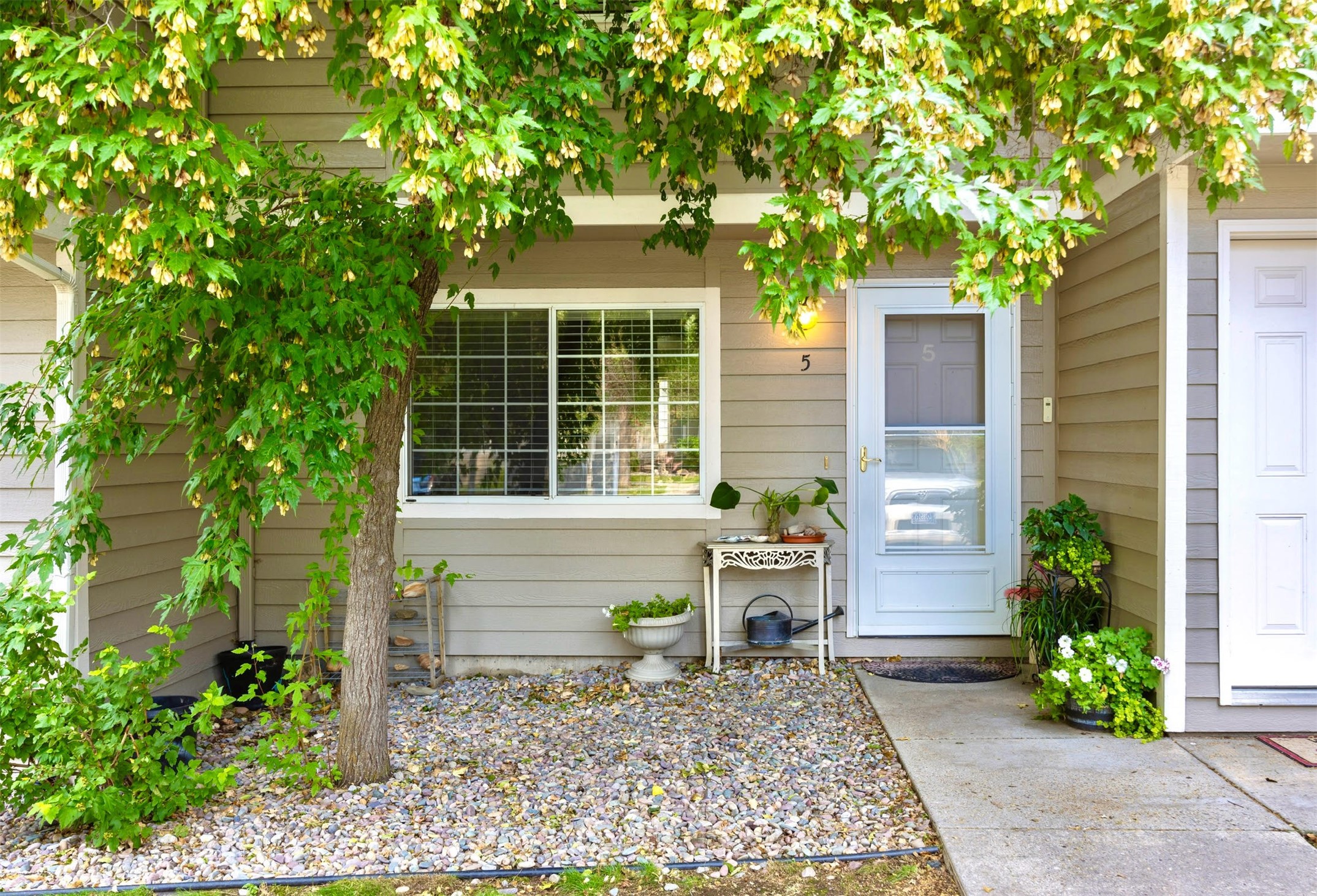 2801 Highcliff Court