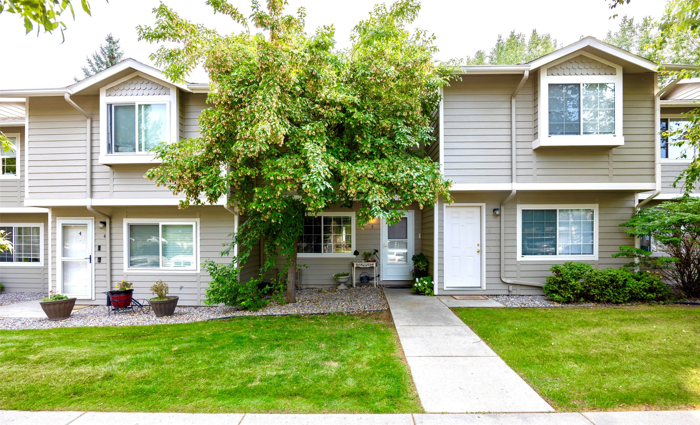2801 Highcliff Court