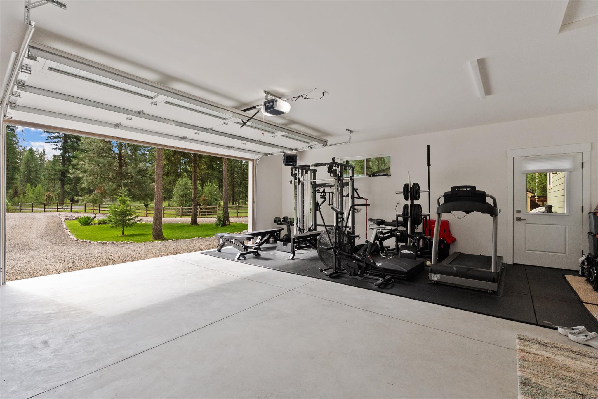218 Quarter Circle Cross Drive