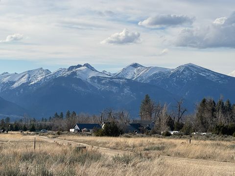 Photo of 1425 Drovers Trail, Stevensville, MT 59870 (MLS # 30069554)