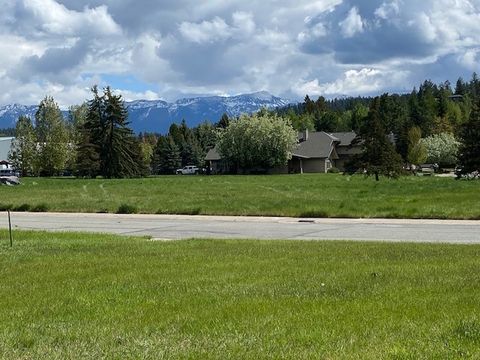 Tiny photo for 20 Marina Way, Bigfork, MT 59911 (MLS # 30069450)
