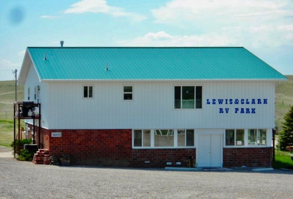 Photo of 1535 Oilfield Avenue, Shelby, MT 59474 (MLS # 30058038)