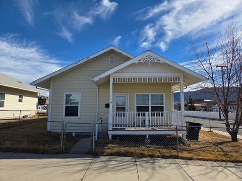 Photo of 660 Maryland Avenue, Butte, MT 59701 (MLS # 30069194)