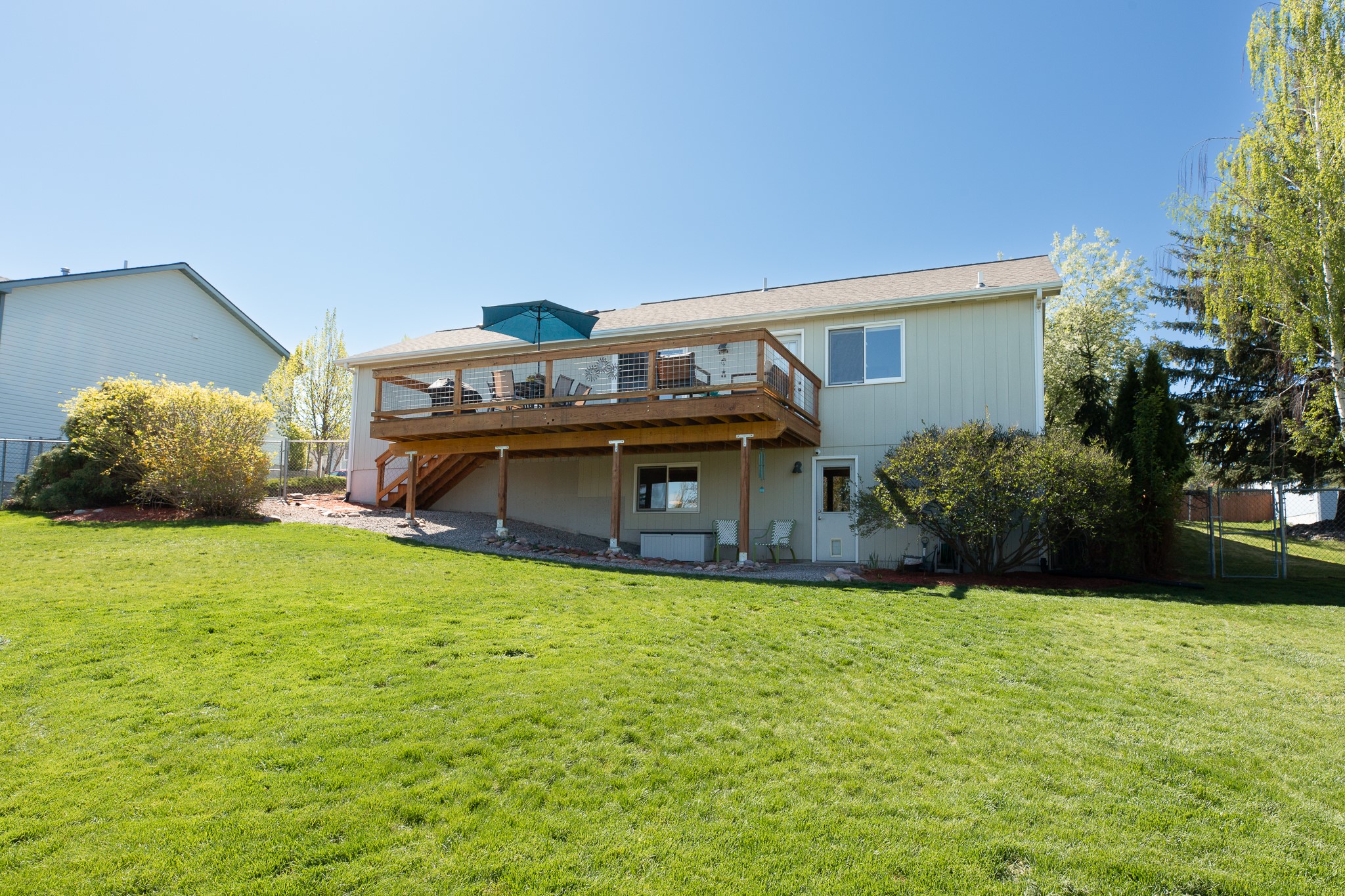 2504 Blackthorn Drive