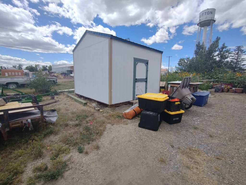 11 Central Avenue N