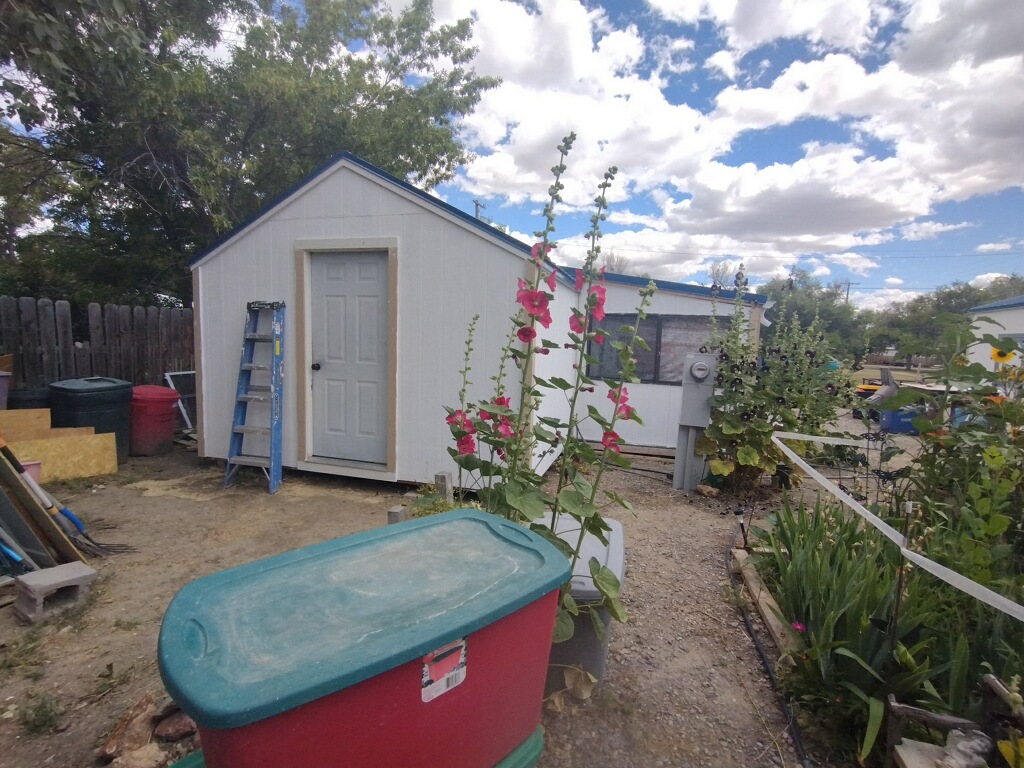 11 Central Avenue N