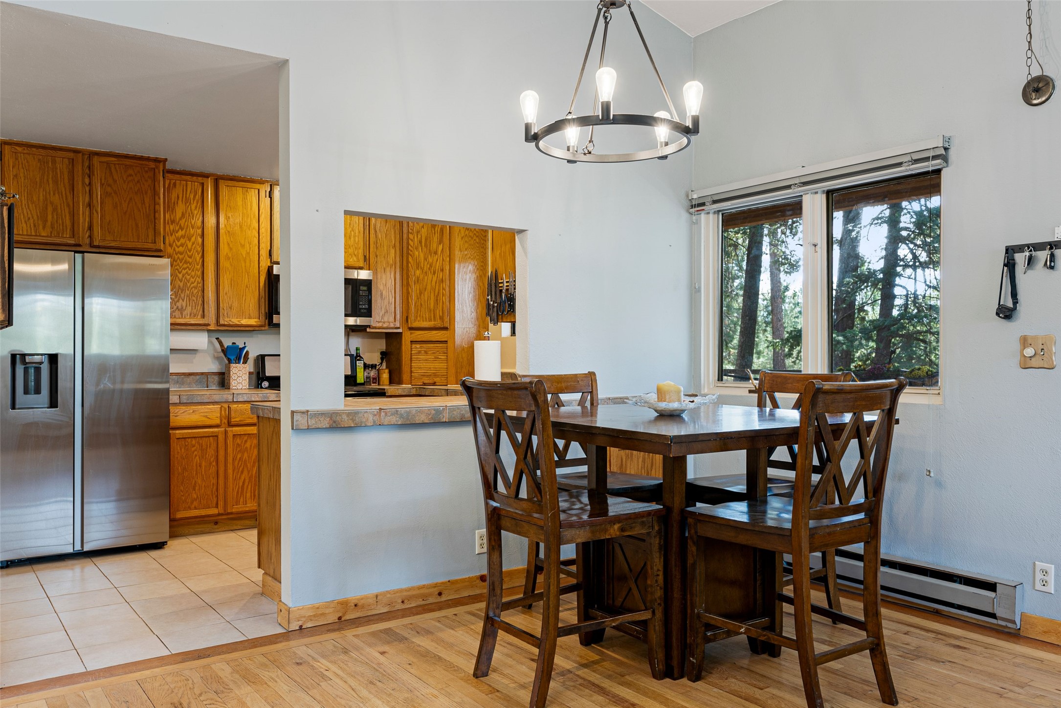 19555 Twin Lakes Road