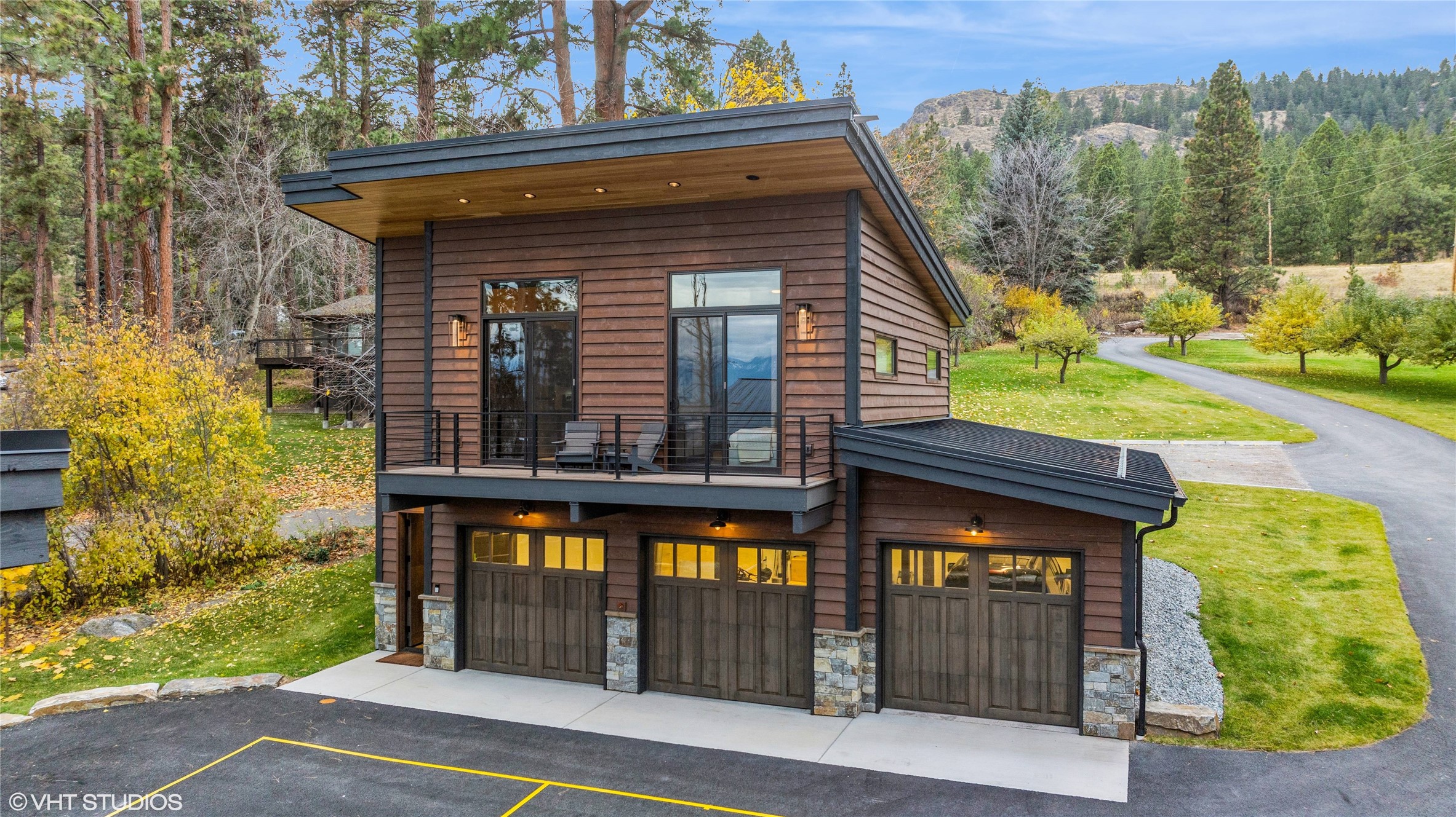 22934 Damaskes Way