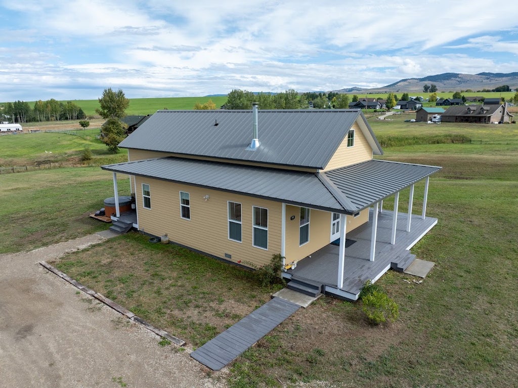 Photo of 748 Bailey Lane, Corvallis, MT 59828 (MLS # 30078184)