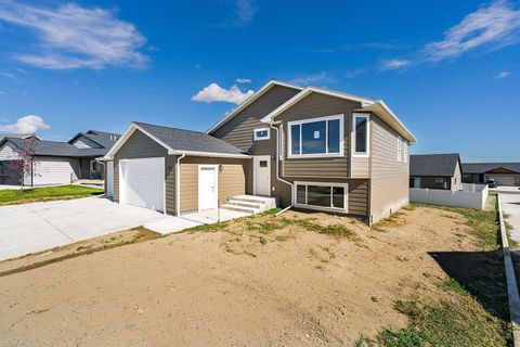 Photo of 266 Stirling Loop, East Helena, MT 59635 (MLS # 30064696)