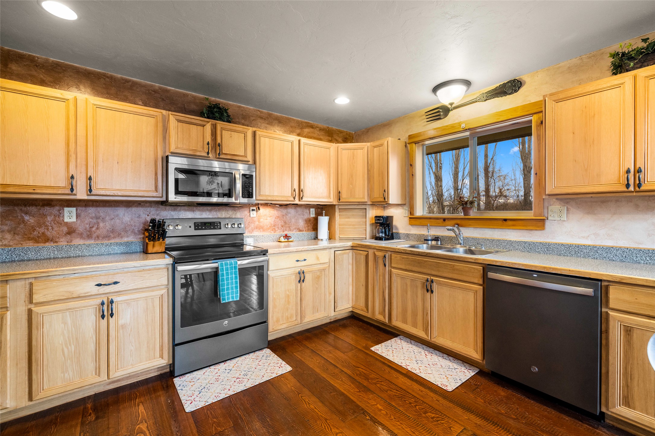 3965 Columbia Falls Stage Road