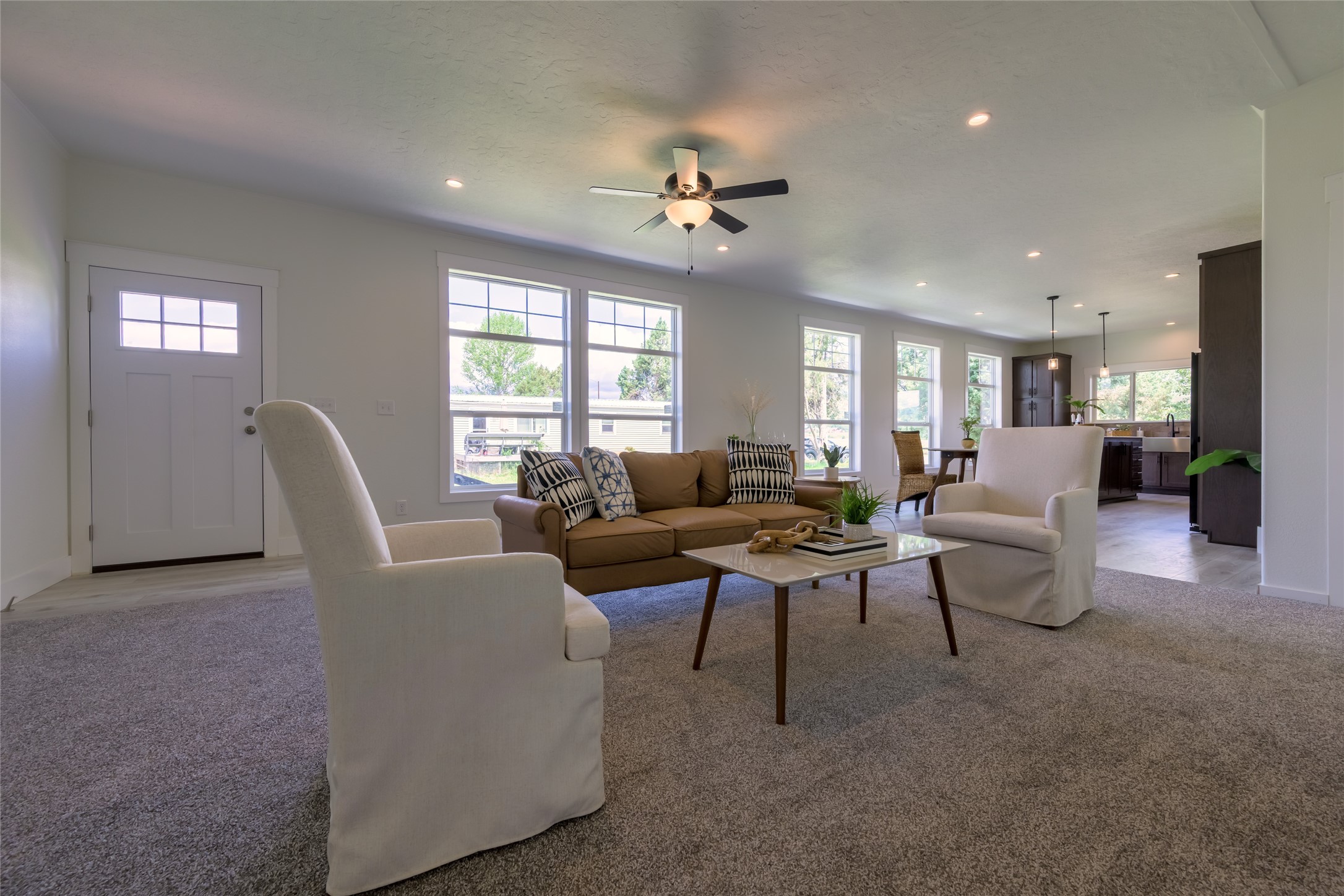 Missoula, Montana 59808, United States, 3 Bedrooms Bedrooms, ,2 BathroomsBathrooms,Residential,Active,160799