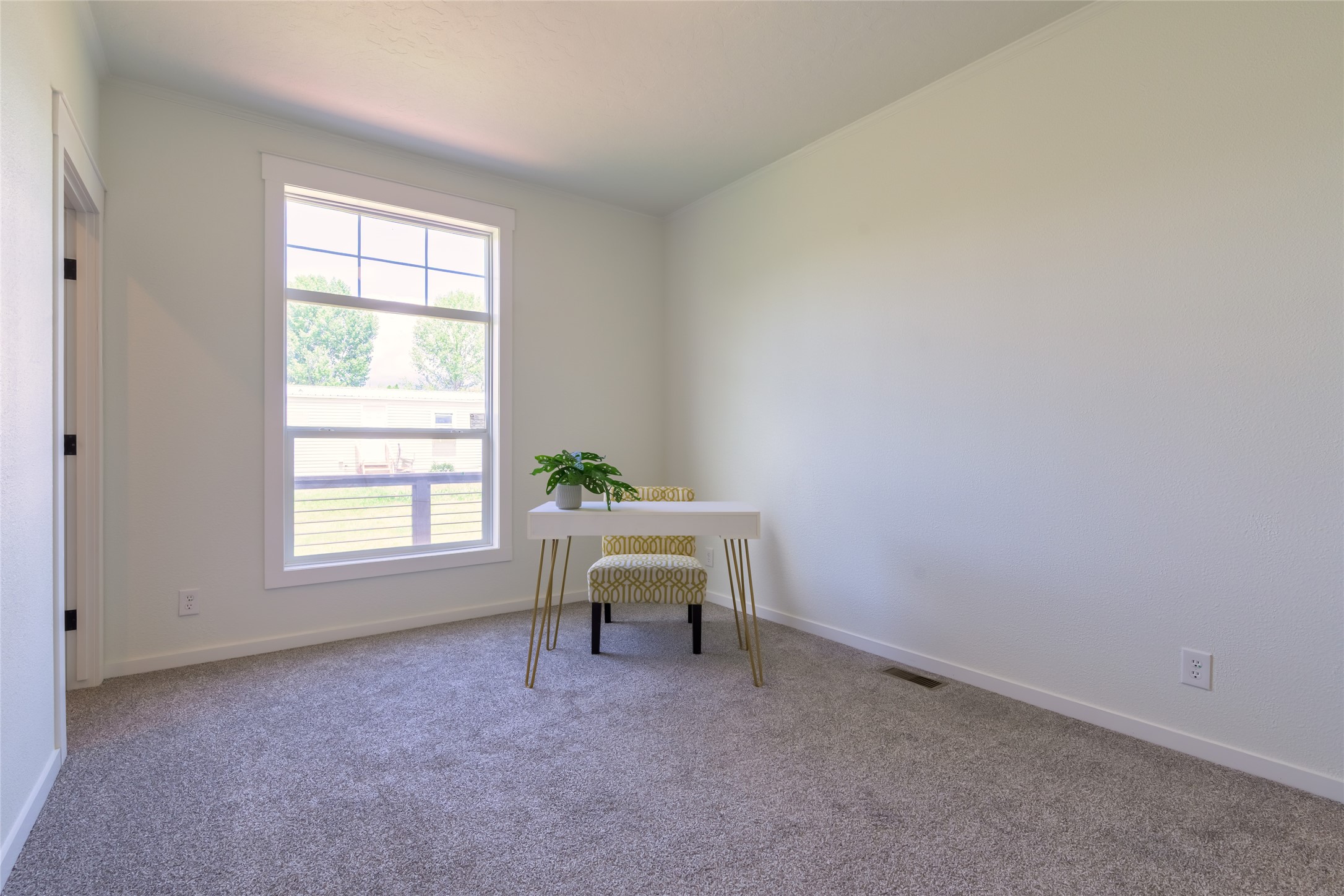 Missoula, Montana 59808, United States, 3 Bedrooms Bedrooms, ,2 BathroomsBathrooms,Residential,Active,160799