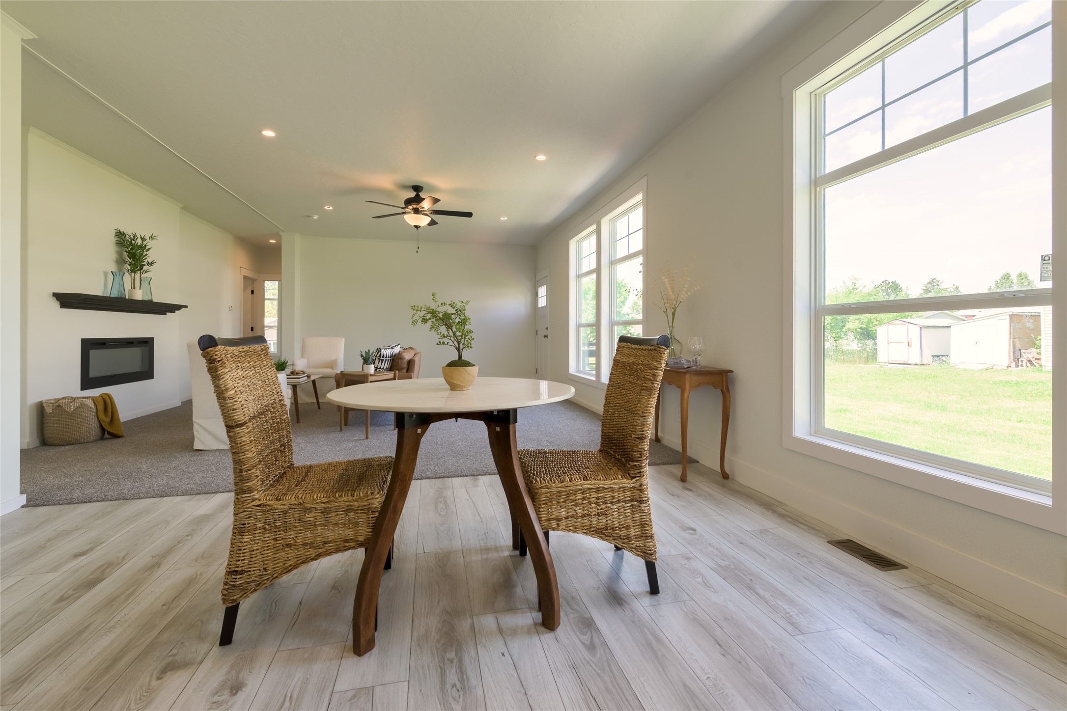 Missoula, Montana 59808, United States, 3 Bedrooms Bedrooms, ,2 BathroomsBathrooms,Residential,Active,160799