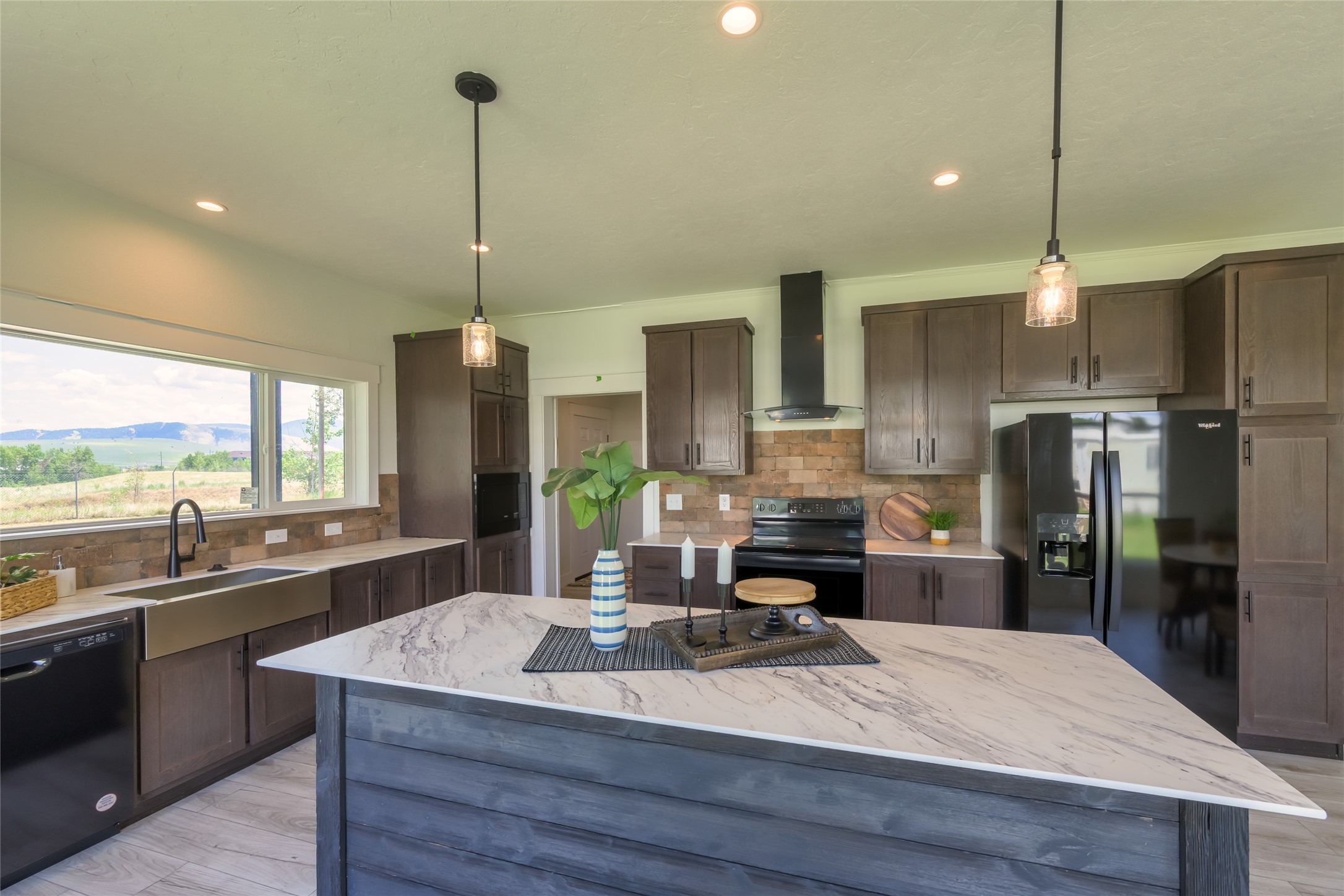 Missoula, Montana 59808, United States, 3 Bedrooms Bedrooms, ,2 BathroomsBathrooms,Residential,Active,160799