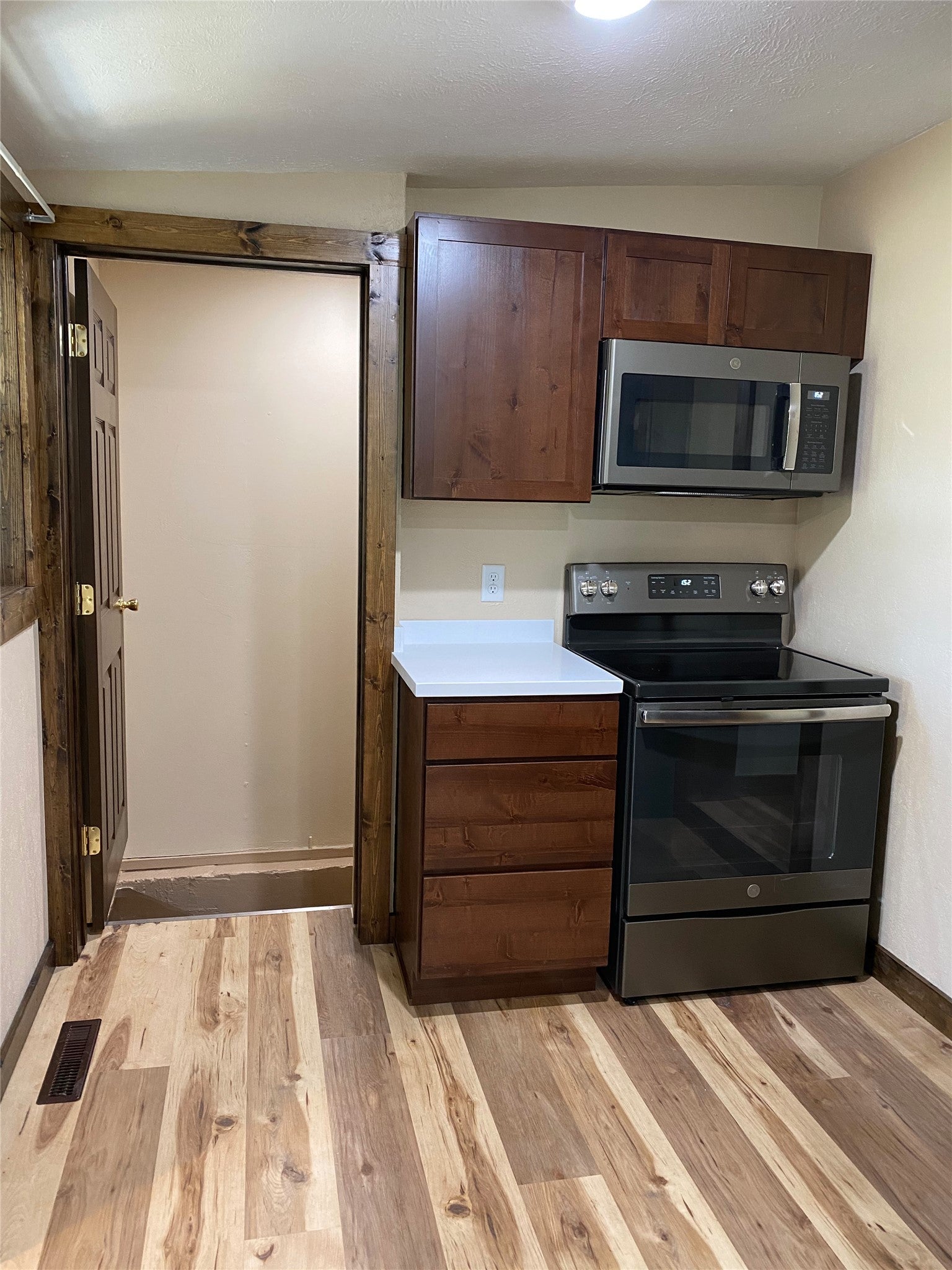 604 5th Street N