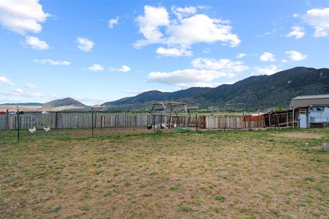 Tiny photo for 5941 Porter Avenue, Butte, MT 59701 (MLS # 30071967)