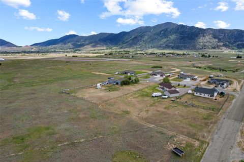 Tiny photo for 5941 Porter Avenue, Butte, MT 59701 (MLS # 30071967)