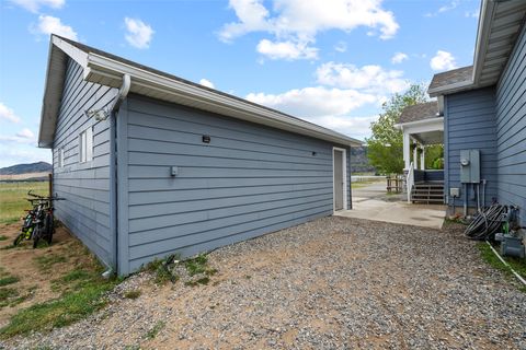 Tiny photo for 5941 Porter Avenue, Butte, MT 59701 (MLS # 30071967)