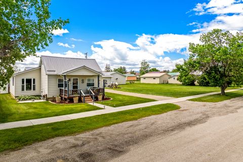 Tiny photo for 64 3rd Avenue S, Stanford, MT 59479 (MLS # 30073320)