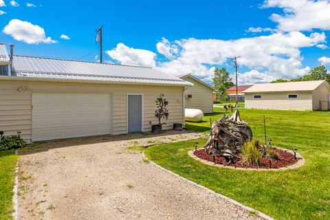 Tiny photo for 64 3rd Avenue S, Stanford, MT 59479 (MLS # 30073320)