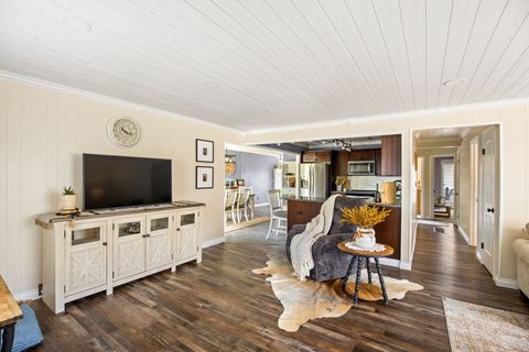 Tiny photo for 64 3rd Avenue S, Stanford, MT 59479 (MLS # 30073320)