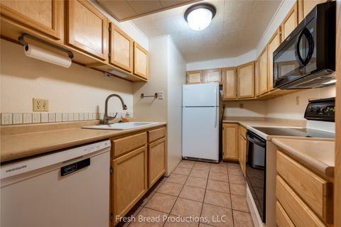 Tiny photo for 925 1st Avenue N #102, Great Falls, MT 59401 (MLS # 30073043)