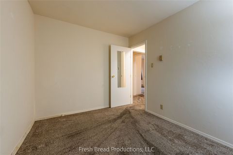 Tiny photo for 925 1st Avenue N #102, Great Falls, MT 59401 (MLS # 30073043)