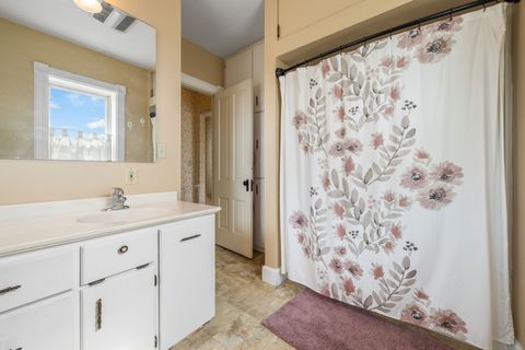 Tiny photo for 113 E Poppleton Street, Sheridan, MT 59749 (MLS # 30069375)