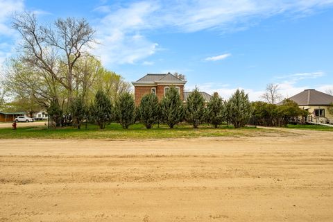 Tiny photo for 113 E Poppleton Street, Sheridan, MT 59749 (MLS # 30069375)