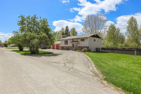 Tiny photo for 124 Park Avenue, Kalispell, MT 59901 (MLS # 30067751)
