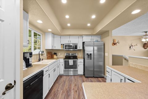 Tiny photo for 124 Park Avenue, Kalispell, MT 59901 (MLS # 30067751)