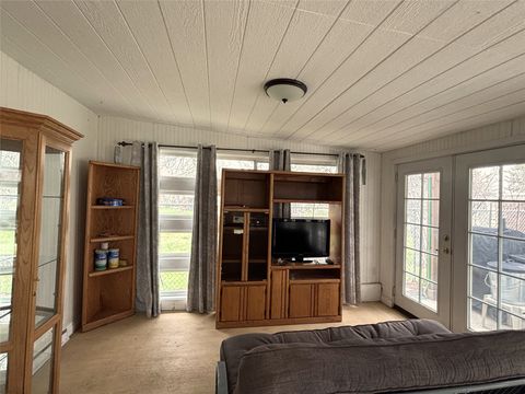 Tiny photo for 1420 13th Avenue SW, Great Falls, MT 59404 (MLS # 30069406)