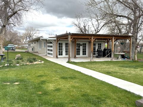 Tiny photo for 1420 13th Avenue SW, Great Falls, MT 59404 (MLS # 30069406)