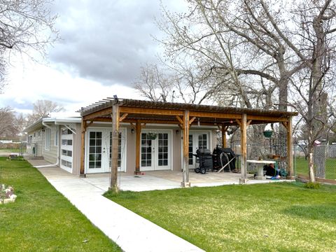 Tiny photo for 1420 13th Avenue SW, Great Falls, MT 59404 (MLS # 30069406)