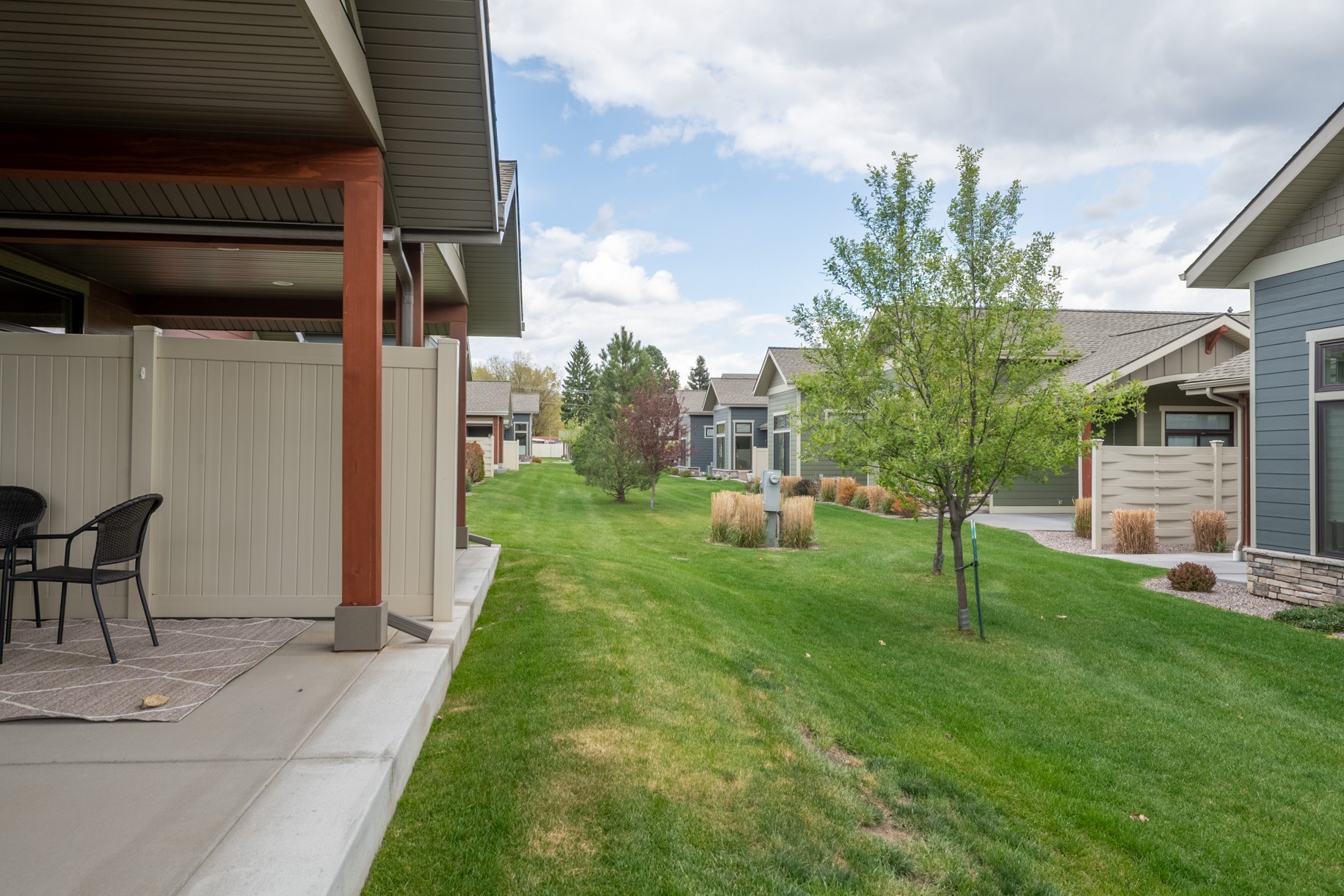 Missoula, Montana 59808, United States, 3 Bedrooms Bedrooms, ,2 BathroomsBathrooms,Residential,Active,121728