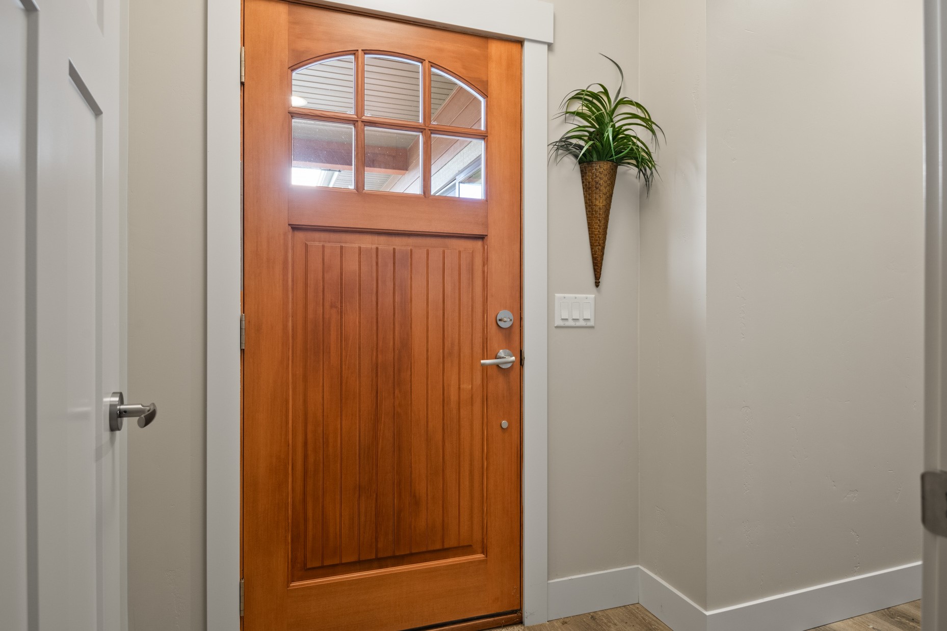 Missoula, Montana 59808, United States, 3 Bedrooms Bedrooms, ,2 BathroomsBathrooms,Residential,Active,121728