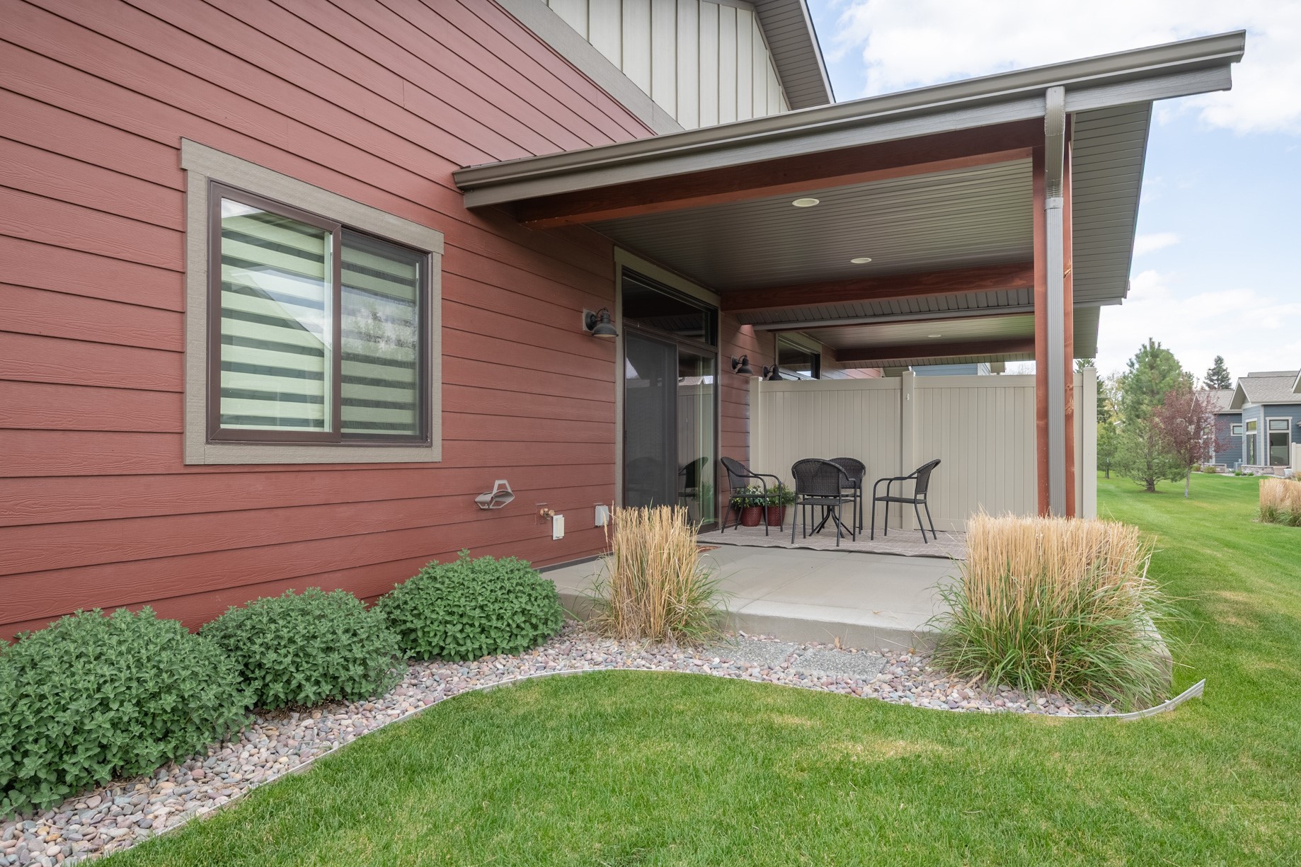 Missoula, Montana 59808, United States, 3 Bedrooms Bedrooms, ,2 BathroomsBathrooms,Residential,Active,121728