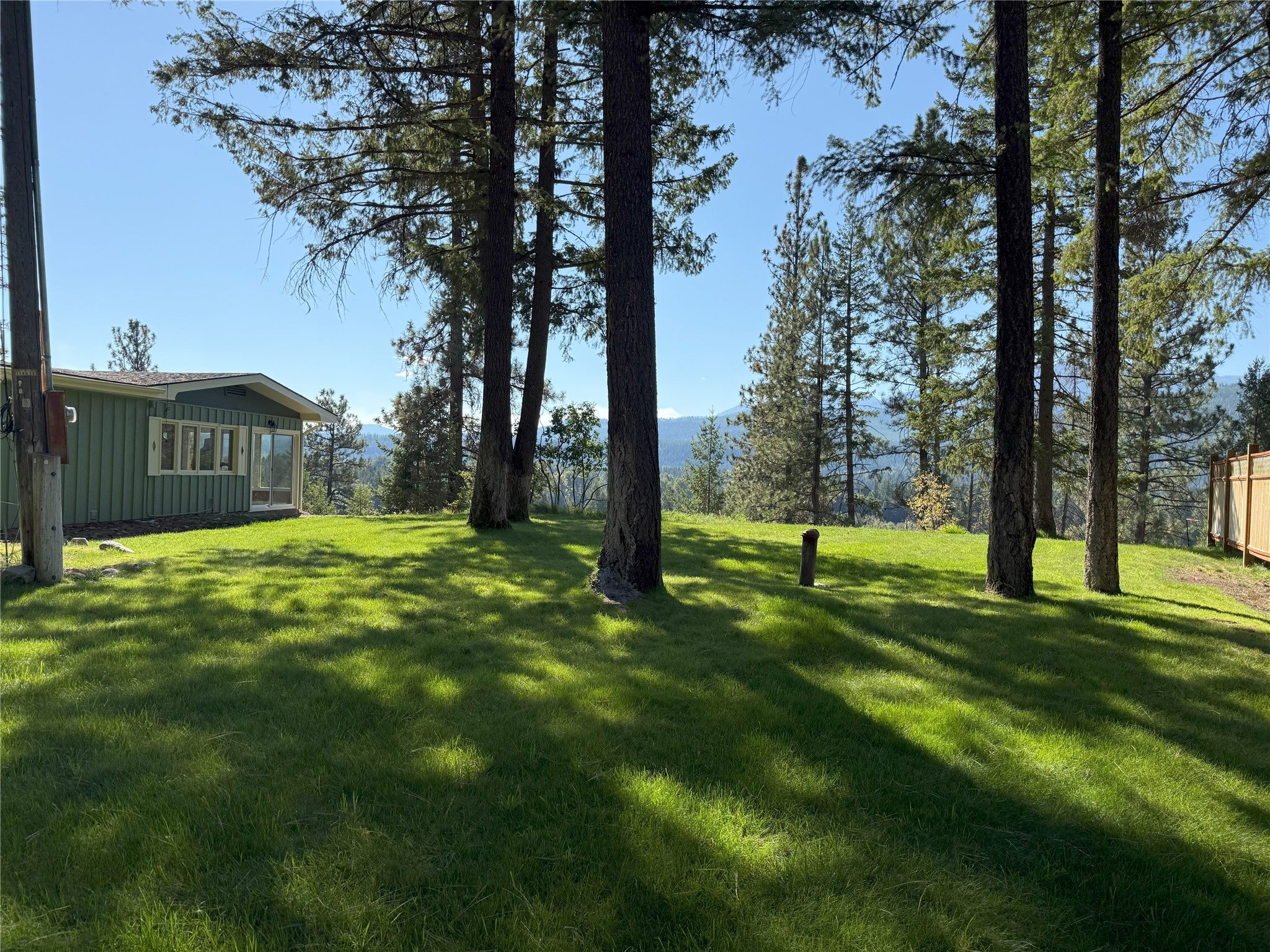 1497 Kootenai River Road