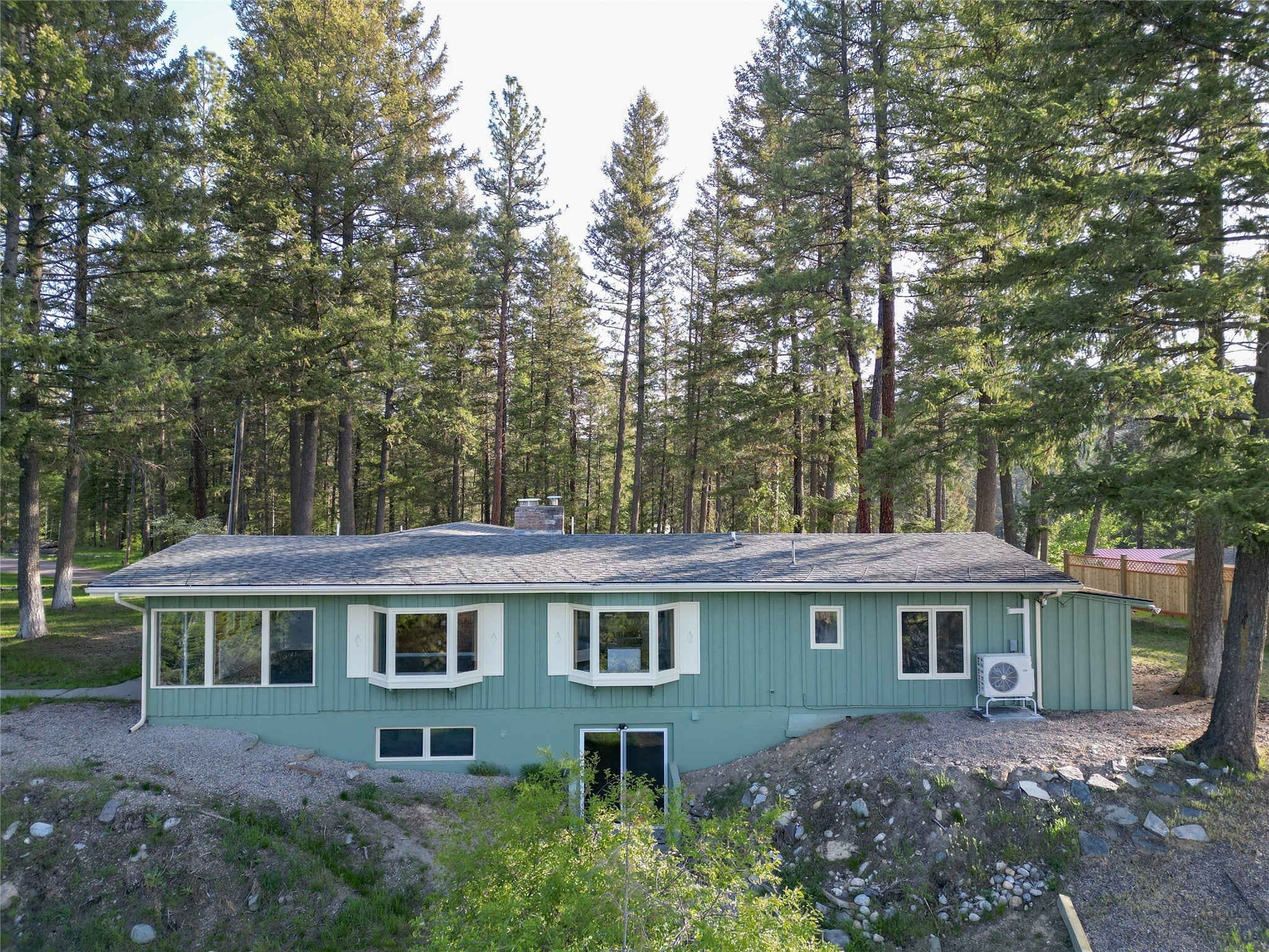 1497 Kootenai River Road